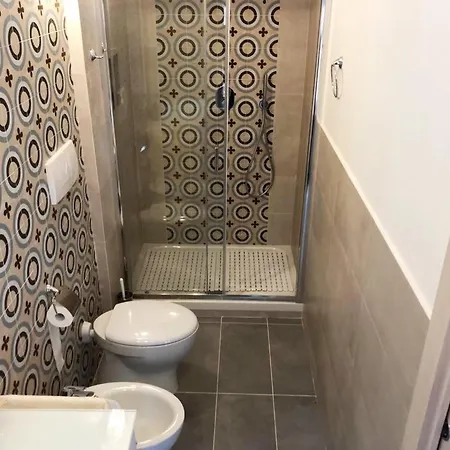 Apartment Indipendente Metro A Rom